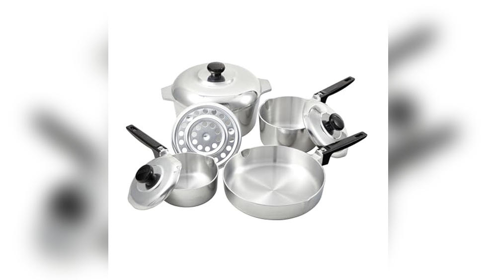 When was Aluminum Cookware Invented